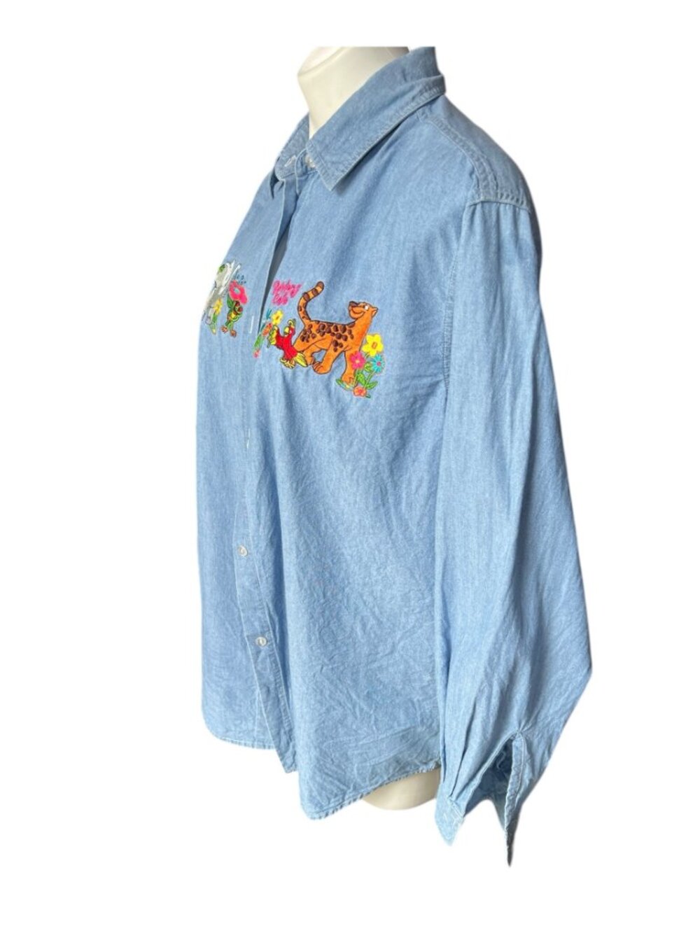 Rainforest Cafe Shirt Women's M Blue Button-Down Long Sleeve Embroidered - Picture 3 of 10